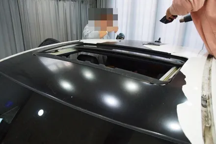 BENZ E220 탑폴리에 루프스킨 시공<대구랩핑><대구PPF> / 대구 수성구 황금동