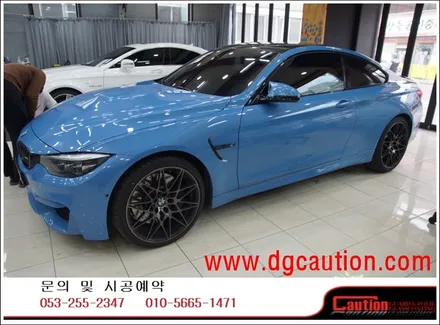 BMW M4 M퍼포먼스 데칼 시공입니다. / 대구 수성구 황금동
