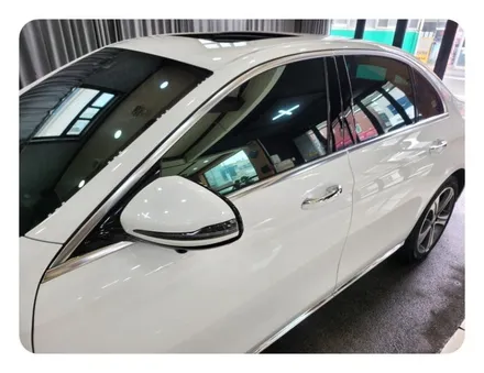 벤츠 E300 블랙PPF 루프스킨 및 크롬죽이기 시공<대구PPF><대구랩핑> / 대구 수성구 황금동