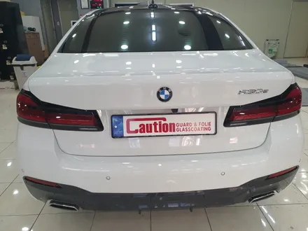 BMW 530e 저황변PPF 전체시공/탑폴리에루프스킨 시공<대구PPF><대구랩핑> / 대구 수성구 황금동