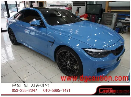 BMW M4 M퍼포먼스 데칼 시공입니다. / 대구 수성구 황금동