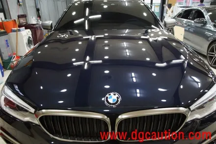 BMW M550D 본넷PPF 및 생활보호 B 사이드 M 퍼포먼스 데칼 작업 대구PPF 대구랩핑 / 대구 수성구 황금동