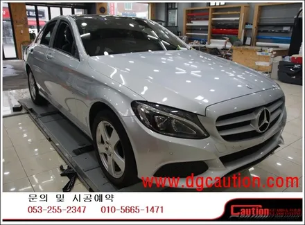 벤츠 C200 전체 화이트 시공입니다.  #ppf #대구PPF #랩핑 #대구랩핑 #카스킨 #대구카스킨 #래핑 #대구랩핑 / 대구 수성구 황금동