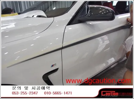 bmw 428i 사이드도어데칼&카본립부분ppf 시공입니다.[대구ppf][bmw랩핑][대구랩핑][bmw데칼] / 대구 수성구 황금동