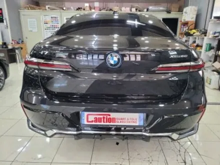 BMW i7 고광택 블랙유광 전체 크롬죽이기 시공 <대구랩핑><대구PPF> / 대구 수성구 황금동
