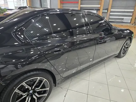 BMW 740D 전체 크롬죽이기 시공<대구랩핑><대구PPF> / 대구 수성구 황금동
