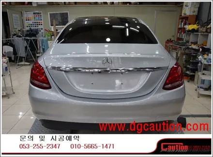 벤츠 C200 전체 화이트 시공입니다.  #ppf #대구PPF #랩핑 #대구랩핑 #카스킨 #대구카스킨 #래핑 #대구랩핑 / 대구 수성구 황금동