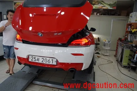 대구랩핑 BMW Z4 뒷범퍼 랩핑 재시공 대구래핑 / 대구 수성구 황금동