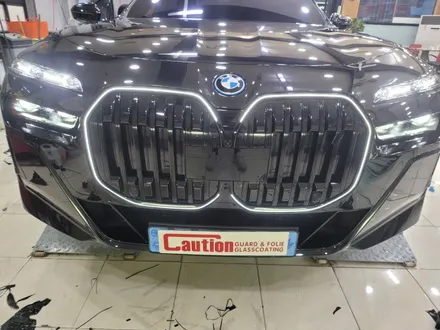 BMW i7 고광택 블랙유광 전체 크롬죽이기 시공 <대구랩핑><대구PPF> / 대구 수성구 황금동