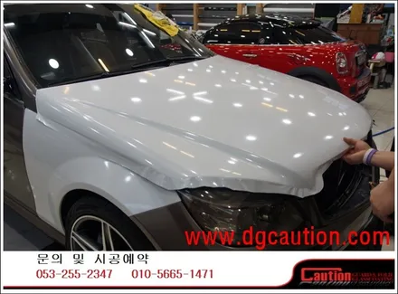 벤츠 C300 미국 에이버리 다이아몬드 화이트 시공입니다. #대구랩핑 #대구래핑 #대구카스킨 #대구탑폴리에 / 대구 수성구 황금동