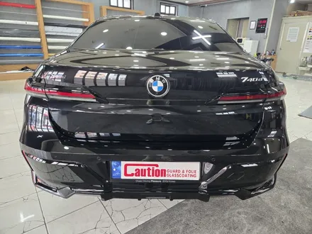 BMW 740D 전체 크롬죽이기 시공<대구랩핑><대구PPF> / 대구 수성구 황금동