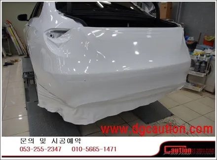 벤츠 E220D 전체 에이버리 화이트 및 루스프킨 시공입니다. #대구PPF #대구랩핑 #대구래핑 #대구카스킨 / 대구 수성구 황금동