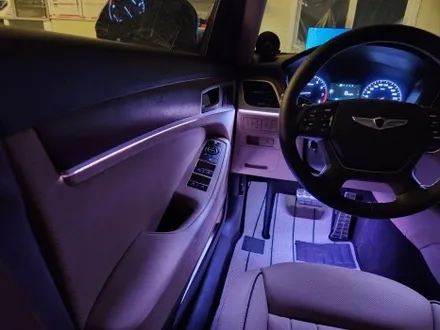 제네시스 DH 베이지 색상 실내에 비노출 엠비언트까지 더하다 / 청주