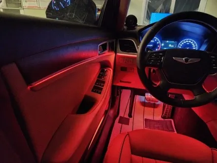 제네시스 DH 베이지 색상 실내에 비노출 엠비언트까지 더하다 / 청주