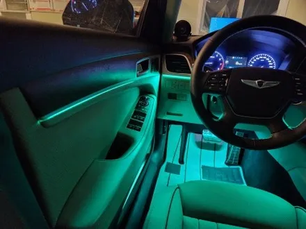 제네시스 DH 베이지 색상 실내에 비노출 엠비언트까지 더하다 / 청주