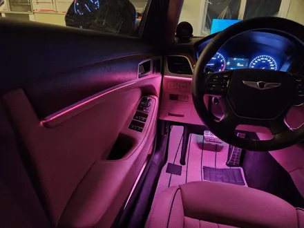 제네시스 DH 베이지 색상 실내에 비노출 엠비언트까지 더하다 / 청주