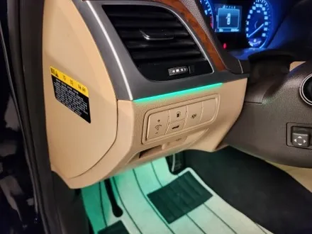 제네시스 DH 베이지 색상 실내에 비노출 엠비언트까지 더하다 / 청주