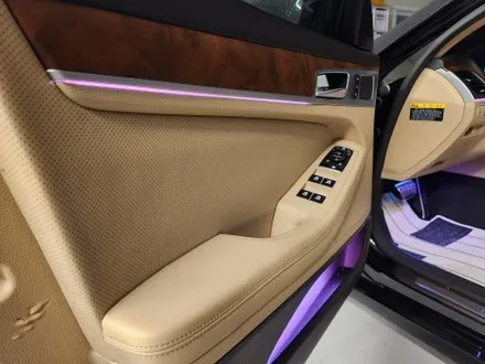 제네시스 DH 베이지 색상 실내에 비노출 엠비언트까지 더하다 / 청주