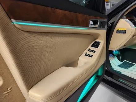 제네시스 DH 베이지 색상 실내에 비노출 엠비언트까지 더하다 / 청주