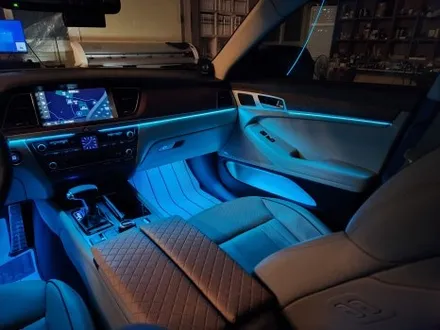 제네시스 DH 베이지 색상 실내에 비노출 엠비언트까지 더하다 / 청주