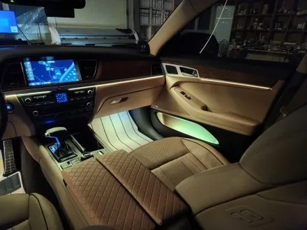 제네시스 DH 베이지 색상 실내에 비노출 엠비언트까지 더하다 / 청주