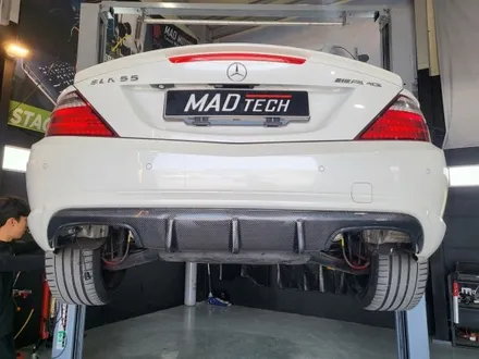 춘천 벤츠 SLK55 AMG 리어 카본 디퓨저 교체 | AMG 뒤태 완성하는 카본 디퓨저 튜닝 / 강원, 춘천, 홍천, 가평