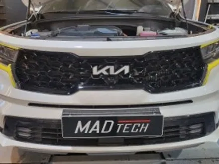 [MAD TECH]쏘렌토MQ4 기아자동차신형엠블럼 및 사이드스텝 장착 / 강원, 춘천, 홍천, 가평