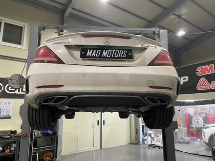 춘천 배기튜닝 전문점 매드모터스 - 벤츠 SLC 43 AMG 중간 소음기 변경작업~!! / 춘천, 원주