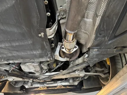 BMW E90 320d 벨로우즈 (자바라) 수리 ! BMW 고질병 벨로우즈 (자바라) 손상 수리 ! 차량 자바라 , 벨로우즈 수리 교체 전문 춘천 매드모터스 춘천 가변배기 춘천맵핑 / 강원도 춘천