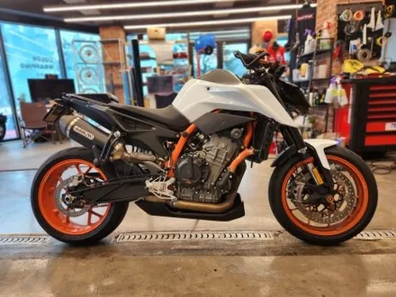 KTM 듀크 890 랩핑 - [사당랩핑 / 마손랩] / 과천시 갈현동