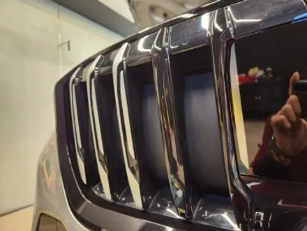 BMW X1 3세대 U11 그릴 크롬죽이기 - [과천랩핑 / 마손랩] / 과천시 갈현동