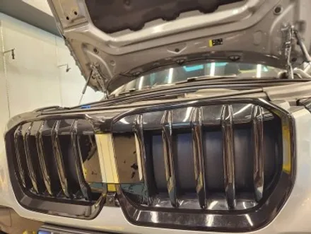 BMW X1 3세대 U11 그릴 크롬죽이기 - [과천랩핑 / 마손랩] / 과천시 갈현동