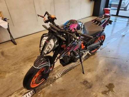 KTM 듀크 890 랩핑 - [사당랩핑 / 마손랩] / 과천시 갈현동