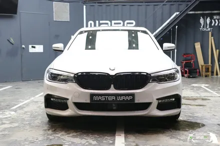 BMW G30 드레스업과 기능성 두 가지의 효과를 보기 위한 블랙PPF 시공 / 수원 인계동