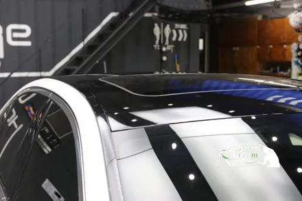 e클래스 W213 루프스킨 제거, 수원 3M 2080글로스블랙 시공기 / 수원 인계동