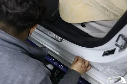 분당PPF 벤츠 CLS53 AMG 발판 플레이트 보호 시공으로 더 깔끔하게! / 수원 인계동