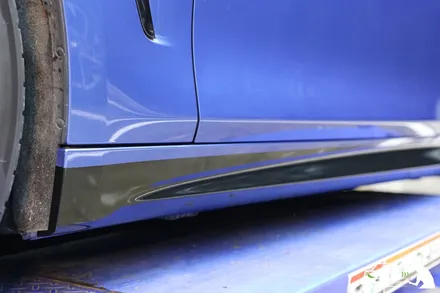 BMW 4시리즈 M퍼포먼스 사이드 자동차 데칼과 랩핑시공으로 더욱 스포티지하게! / 수원 인계동