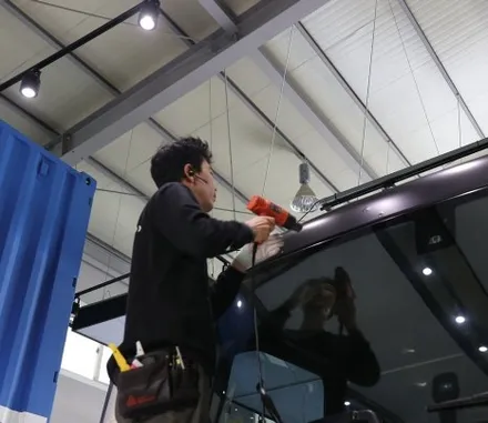 수원 랩핑, 볼보트럭 FH450 전체랩핑 + 스웨덴데칼 시공 / 수원 인계동