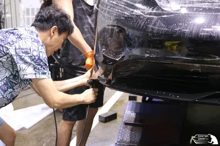 멋스러운 포르쉐 타이칸, 수원PPF 전체보호 시공으로 스크래치걱정 뚝! / 수원 인계동