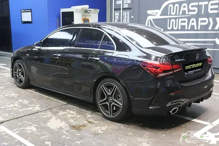 크롬죽이기 블랙 톤다운 랩핑으로 스타일리쉬해진 벤츠 A클래스 a35 amg / 수원 인계동