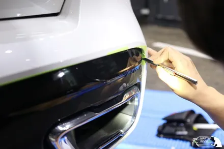 BMW X7 크롬죽이기와 범퍼PPF 재시공을 디테일적인 부분까지 꼼꼼하게 해드렸습니다! / 수원 인계동