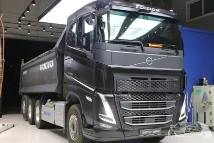 수원 랩핑, 볼보트럭 FH450 전체랩핑 + 스웨덴데칼 시공 / 수원 인계동