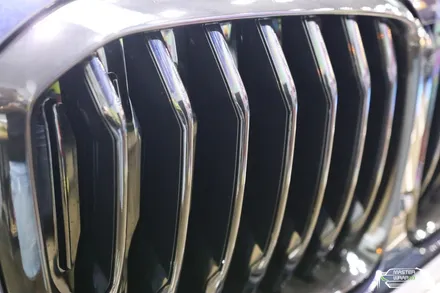 묵직한 무게감을 더해주는 BMW X5 크롬죽이기 / 수원 인계동