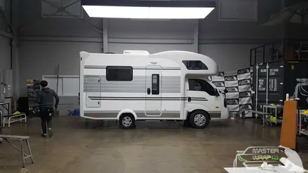 유니온 알브이 나디아 F350 데칼랩핑 / 수원 인계동