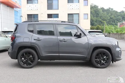 Jeep 레니게이드 자동차 전체랩핑, 카마인 레드로 색다른 변신 / 수원 인계동