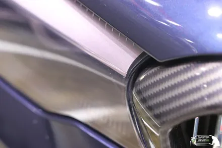 BMW 5시리즈 540i 유광카본 자동차루프스킨 시공으로 더 강렬하게! / 수원 인계동