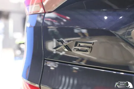 묵직한 무게감을 더해주는 BMW X5 크롬죽이기 / 수원 인계동