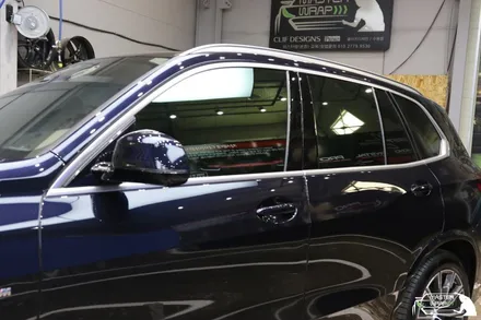 묵직한 무게감을 더해주는 BMW X5 크롬죽이기 / 수원 인계동