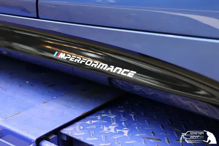 BMW 4시리즈 M퍼포먼스 사이드 자동차 데칼과 랩핑시공으로 더욱 스포티지하게! / 수원 인계동