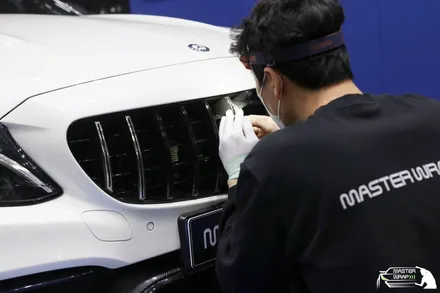【수원랩핑】 벤츠 C63 amg 그릴 세로줄 랩핑 / 수원 인계동
